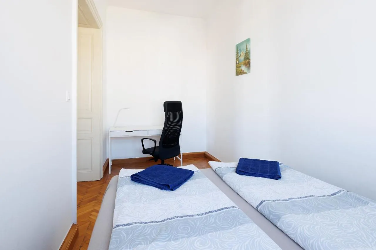 Central Apartment - Private Sauna Wiedeń